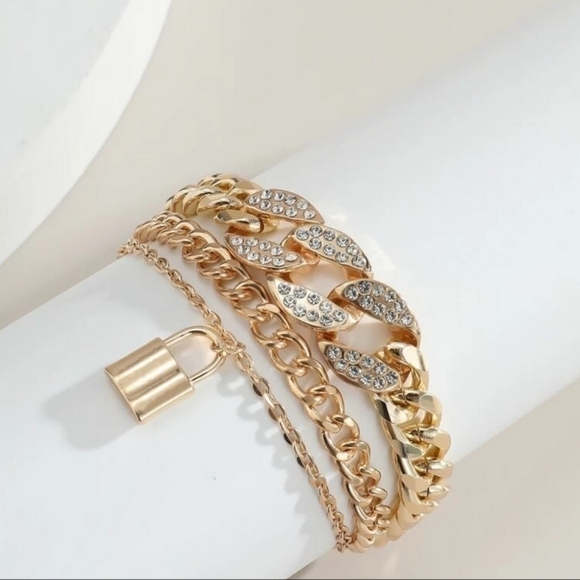 Rhinestone lock Layered Chain Bracelet - Picture 4 of 5